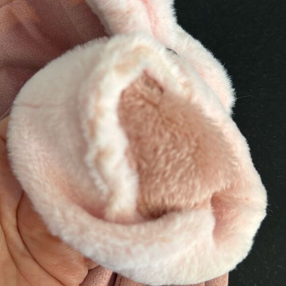 Pink Warm Winter Touchscreen Gloves - Faux Suede & Faux Fur - Picture 5 of 7